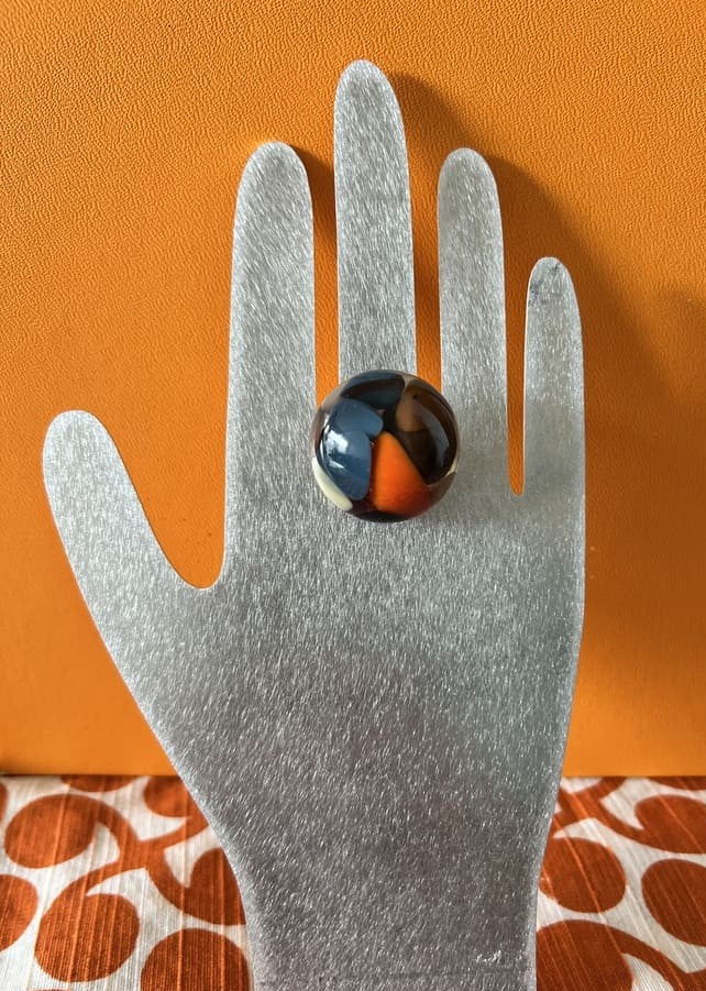 Bague résine orange bleue marron et blanc